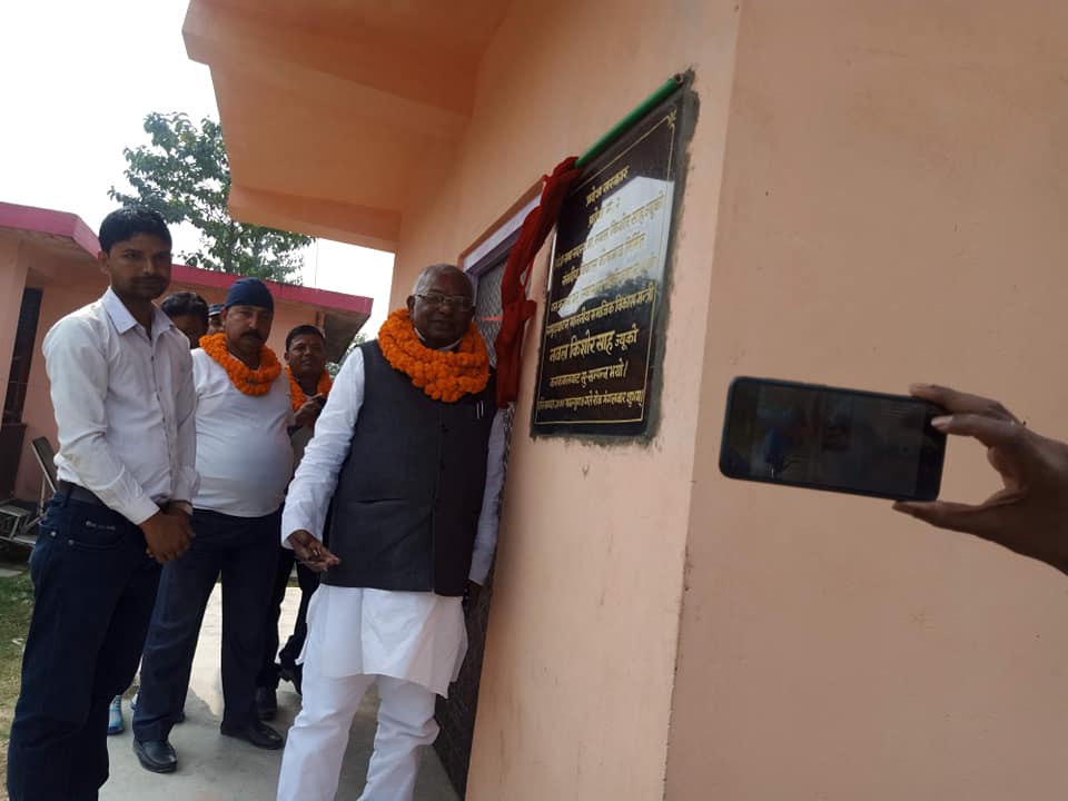 ग्यालरी फोटो ७